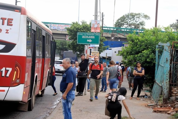 Pedido para investigar presunta obstrucción de servicio público de transporte | 1000 Noticias