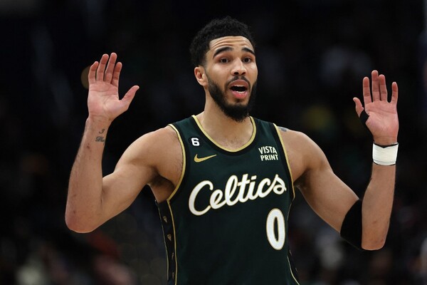 Diario HOY | Tatum y Brown anulan a Giannis: Celtics arrollan a Bucks