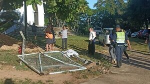 Maestra muere atropellada por un transporte escolar en Mariano Roque Alonso