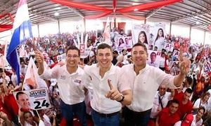 Landy Torres y Santi Peña reciben multitudinario apoyo en Alto Paraná | DIARIO PRIMERA PLANA