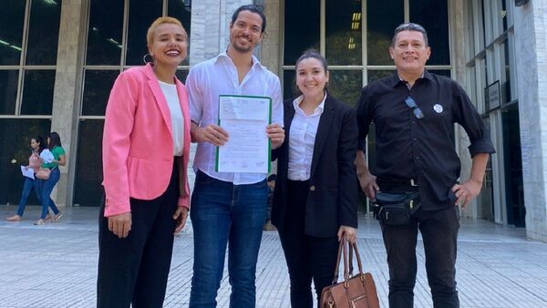 Presentan amparo contra el Viceministerio de Transporte