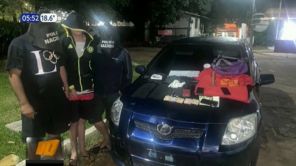 Tras persecución detienen a presuntos asaltantes en Villa Elisa - Noticias Paraguay
