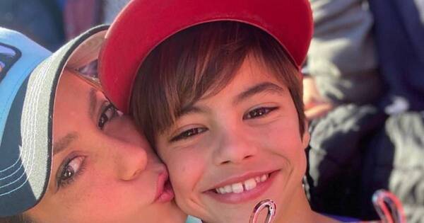 La Nación / Viral: el hijo de Shakira alborotó las redes al mostrar su talento musical