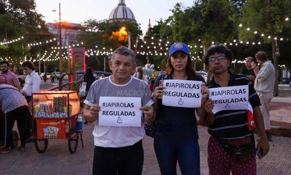Usuarios de transporte público se manifiestan y gritan: “Japiro las reguladas”