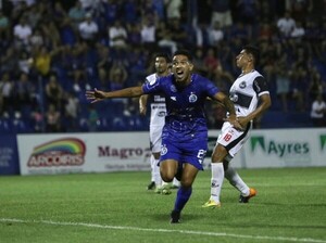 Sol de América festejó en Villa Elisa - APF