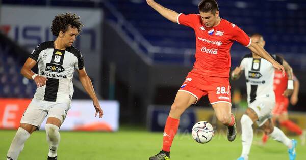La Nación / Un empate con sabor amargo