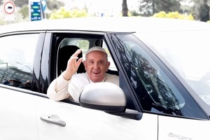 El Papa fue dado de alta luego de tres noches hospitalizado por bronquitis - ADN Digital