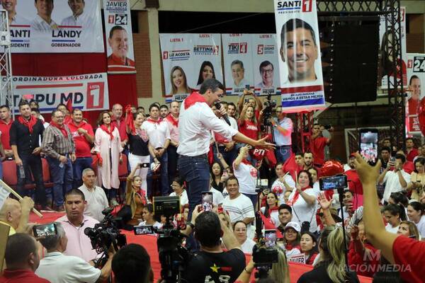 “Quienes nos atacan quieren atacar a la familia, a la vida y al trabajo”, he'i Santi Peña