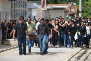 Dieron el último adiós a la docente atropellada en Mariano Roque Alonso