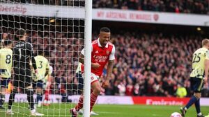 Gabriel Jesús se rencuentra con el gol y ayuda al Arsenal