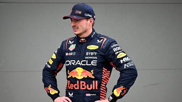 Verstappen, delante de los Mercedes y de Alonso en Australia