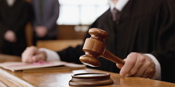 Lawfare, la herramienta que involucra a la Justicia en los juegos de poder - La Tribuna