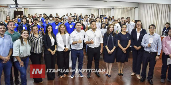 LA ESCUELA DE LIDERAZGO UNIVERSITARIO ESTUVO EN LA UNIVERSIDAD CATÓLICA - Itapúa Noticias