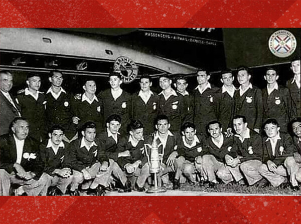 La primera estrella en el cielo albirrojo - APF