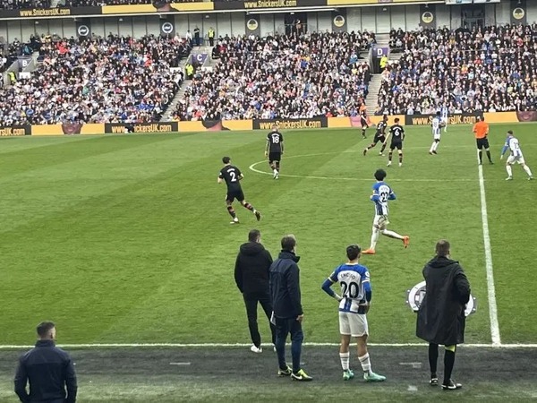Empate del Brighton de Julio Enciso | 1000 Noticias