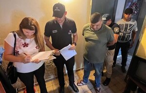 Allanamiento en hotel y detención de hombre que habría abusado de una joven tras captarla con un anuncio de trabajo falso