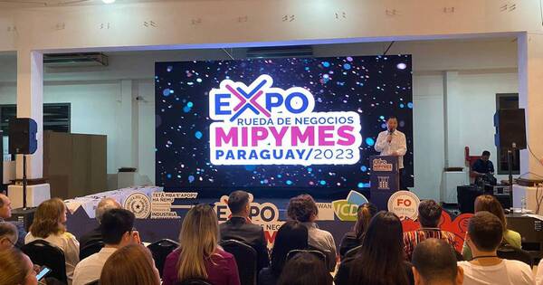 La Nación / Con total éxito se realizó la primera jornada de la Expo Rueda de Negocios Mipymes