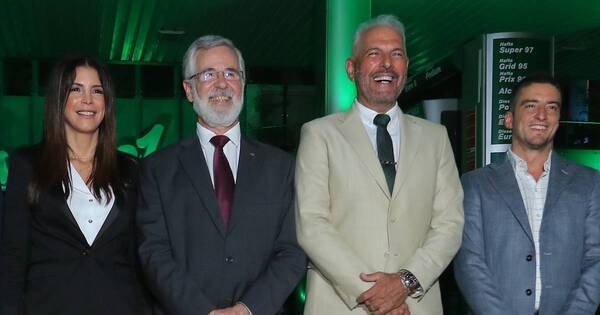 La Nación / En una gran noche, Petrobras presentó una nueva experiencia en estaciones de servicios