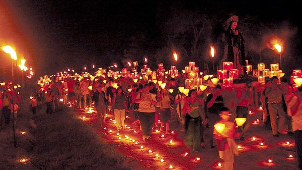 Tañarandy tendrá dos procesiones de luces en simultáneo hasta la barraca
