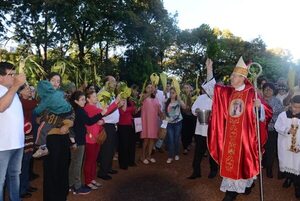 Domingo de Ramos con gran concurrencia en Catedral de Ciudad del Este - ABC en el Este - ABC Color