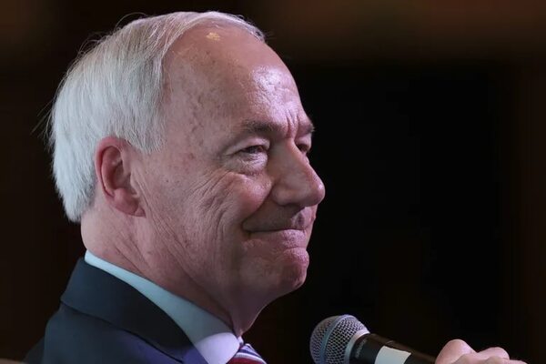 Exgobernador republicano anuncia candidatura a la Presidencia de EE.UU. - Mundo - ABC Color
