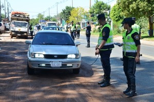 Controles arrojan varios detenidos en Luque •