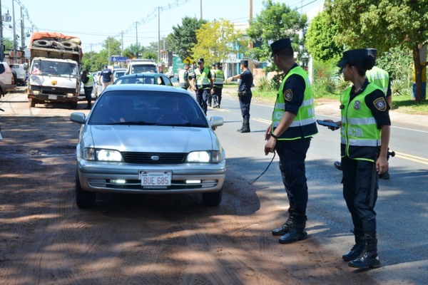 Controles arrojan varios detenidos en Luque •