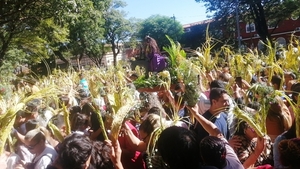 Emocionante entrada de la Semana Santa en Luque •