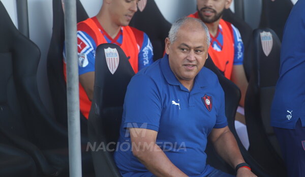 Versus / Francisco Arce, con el corazón en la mano: "Viva el Ciclón querido"