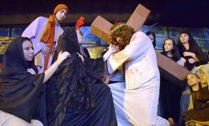 Luqueños revivieron la pasión y muerte de Jesús •
