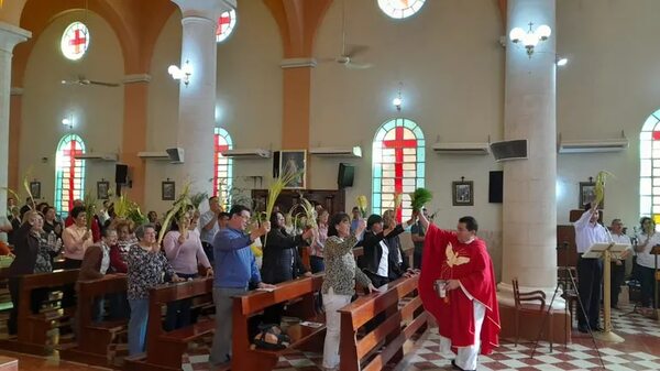 Celebran Domingo de Ramos en la Basílica de Pilar - Nacionales - ABC Color