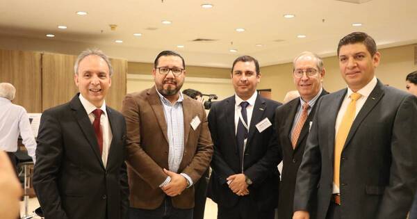 La Nación / Comitiva boliviana se reunió con empresarios paraguayos para promover lazos comerciales