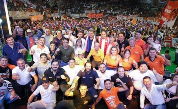Multitudinaria participación en encuentro de candidatos de YoCreo