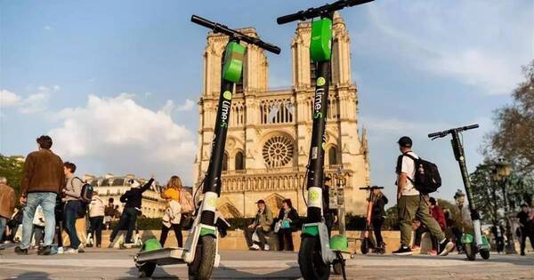 La Nación / Casi el 90% de los parisinos votó contra el uso de patinetes eléctricos de alquiler