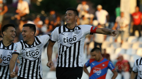 Goleada humillante e histórica: Libertad hizo lo que quiso de la "Savaneta"