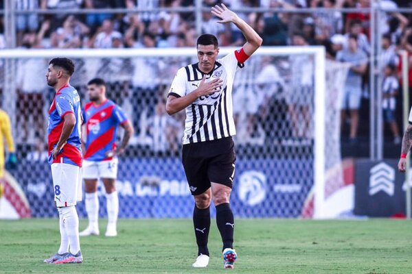 Libertad humilla a Cerro Porteño y es más puntero que nunca