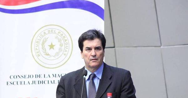 La Nación / Este lunes jura Santander como nuevo ministro de la CSJ