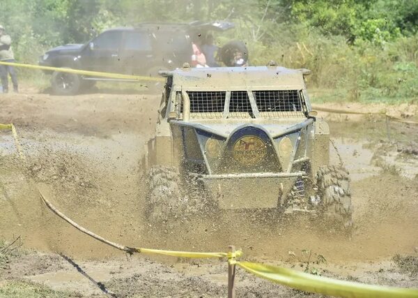 Club Cateura 4x4: Off-Road a pleno en Itá - ABC Motor 360 - ABC Color