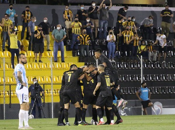 Gana, gusta y golea, otra vez | 1000 Noticias
