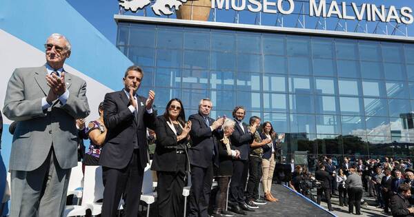 La Nación / Presidente de Argentina promete “recuperar” las Islas Malvinas “por la vía pacífica”