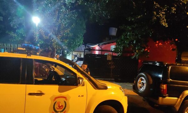 Simularon allanamiento para asaltar vivienda en CDE
