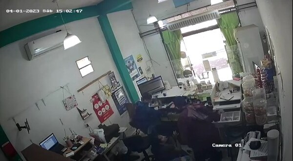 Delincuentes roban 10 millones de guaraníes en local comercial a metros de una comisaría en Encarnación