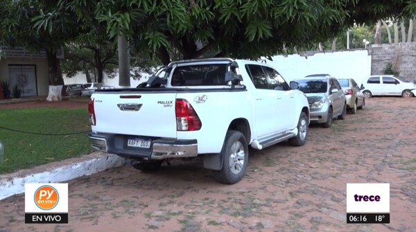 Imputan a padre de auxiliar fiscal y a escribano en caso de camioneta robada - trece