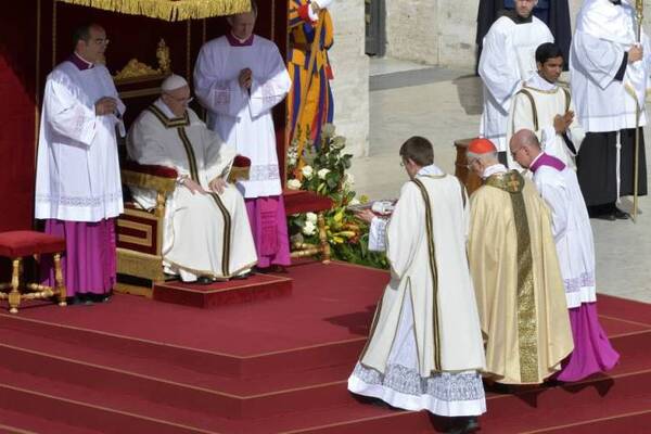 Francisco celebrará la misa del Jueves Santo en una cárcel de Roma que ya visitó en 2013 - .::Agencia IP::.