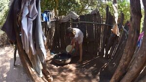Informe revela que casi 2 millones de paraguayos viven en la pobreza