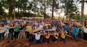 DEL PILAR VAZQUEZ Y GLADYS RIVAROLA UNEN FUERZAS EN RECORRIDO POR EL NORDESTE - Itapúa Noticias