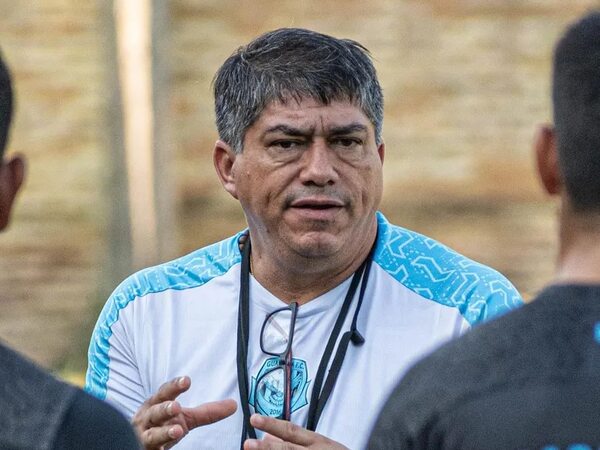 Roberto Torres, otro técnico cambiado en el torneo Apertura - Guaireña - ABC Color