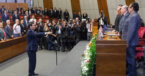 La Nación / Gustavo Santander juró como nuevo ministro de la Corte Suprema de Justicia