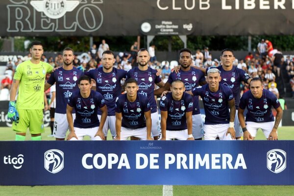 Versus / Guaireña despidió a "Tiburón" Torres y ¿va de vuelta por Troadio?