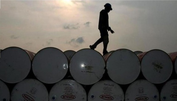 El petróleo salta más de 6% tras anuncio de recorte de producción de países de la OPEP - ADN Digital